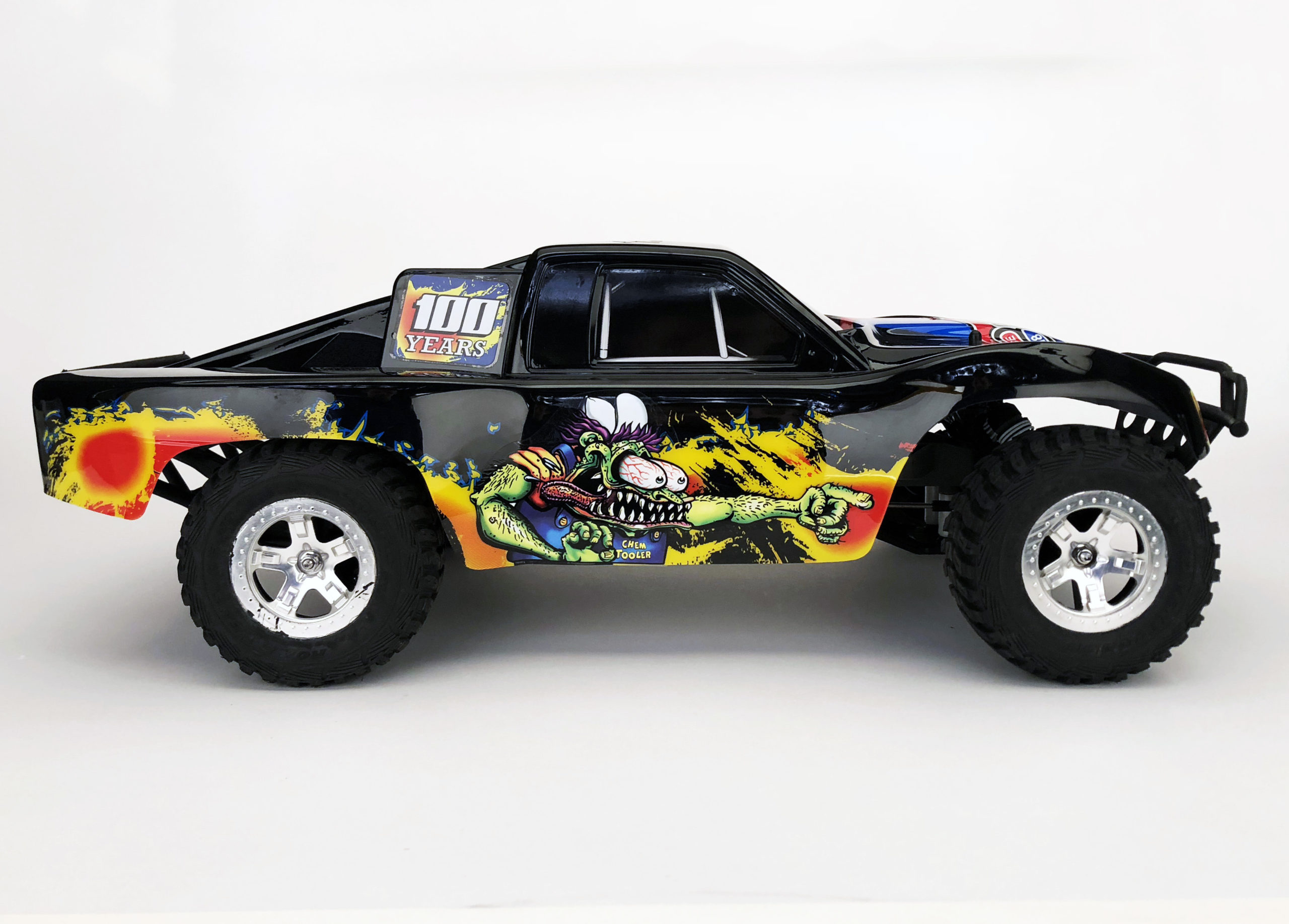 traxxas race truck