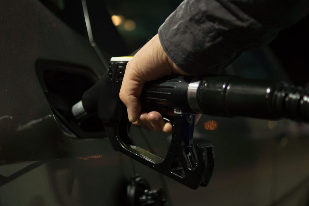 pexels clickerhappy 9796 fuel economy